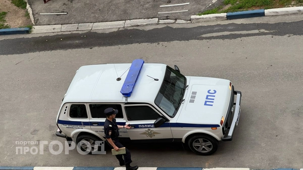 Курьера, забравшего у пенсионерки 150 000 рублей, задержали в Павлово