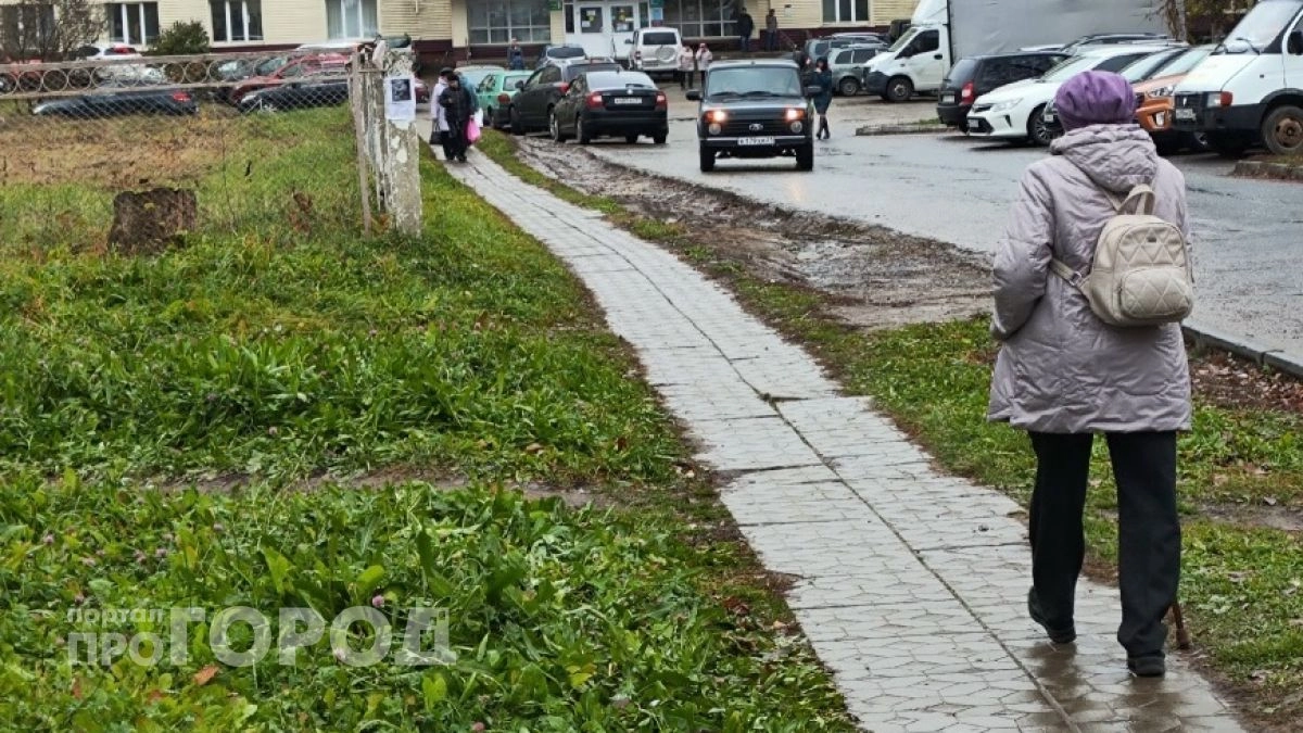 После двух встреч с курьером пенсионерка из Дзержинска осталась без 2 миллионов рублей