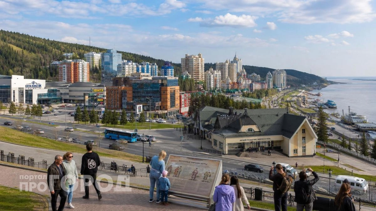 Забудьте про столичный комфорт: этот сибирский город обходит Москву по уровню зарплат и доступности жилья