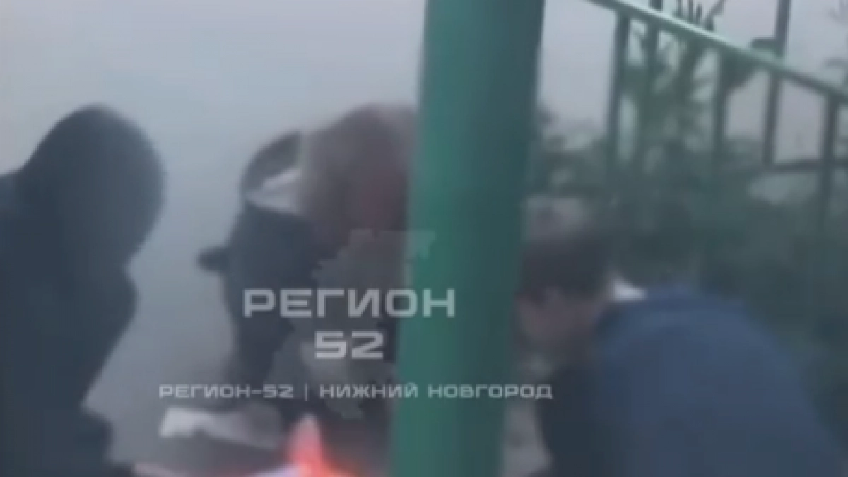 В Дзержинске у школьника загорелись волосы после игр с огнем во дворе