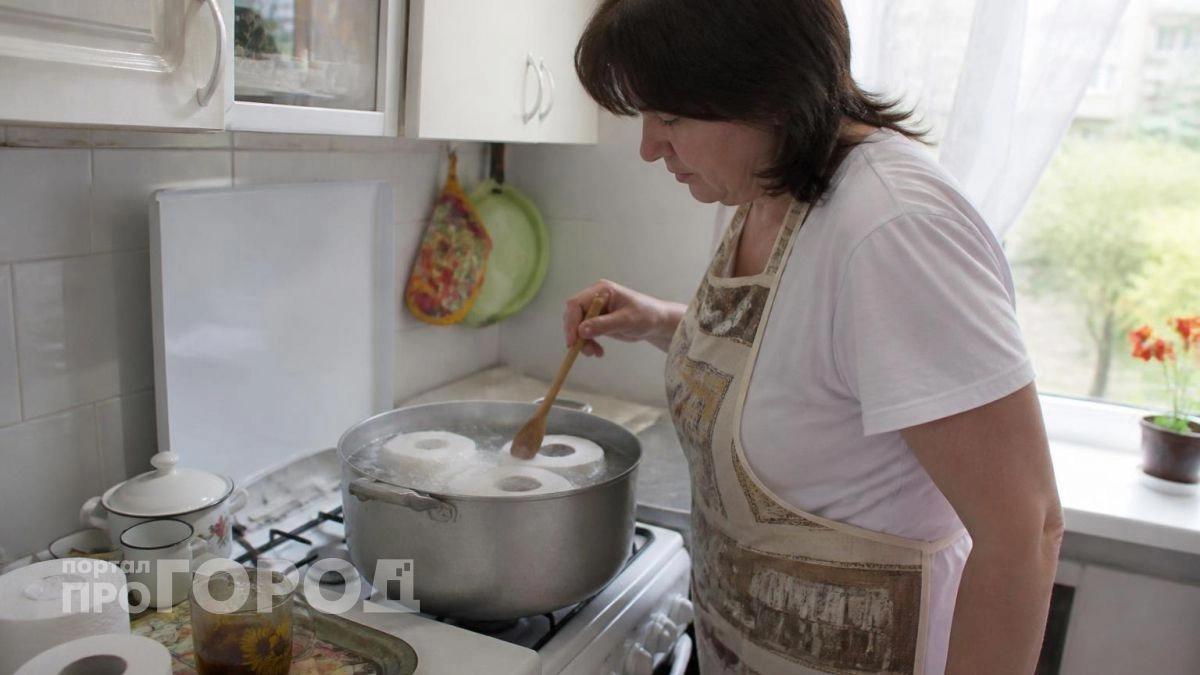  Кипячу туалетную бумагу — и все, еда на 3 дня готова: дешево и просто