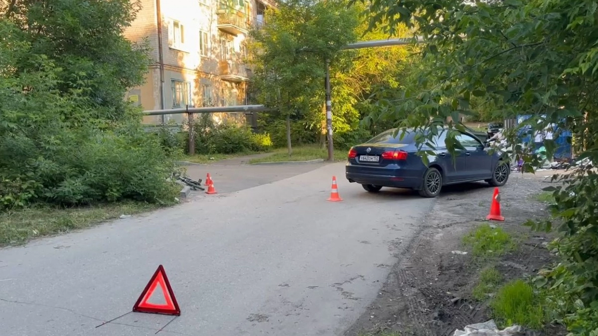 В Нижнем Новгороде девятилетний велосипедист попал под машину на улице Вольской
