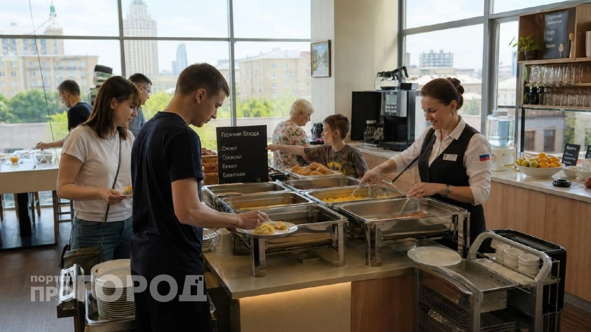 Что делают с недоеденной едой со «шведского» стола – рассказали работники отелей