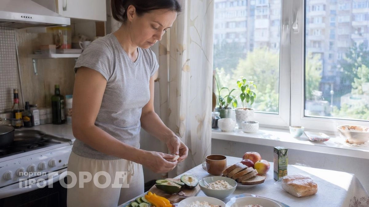 Вы годами ели это на завтрак: диетологи признали данный продукт опаснее жирного бекона и хлопьев