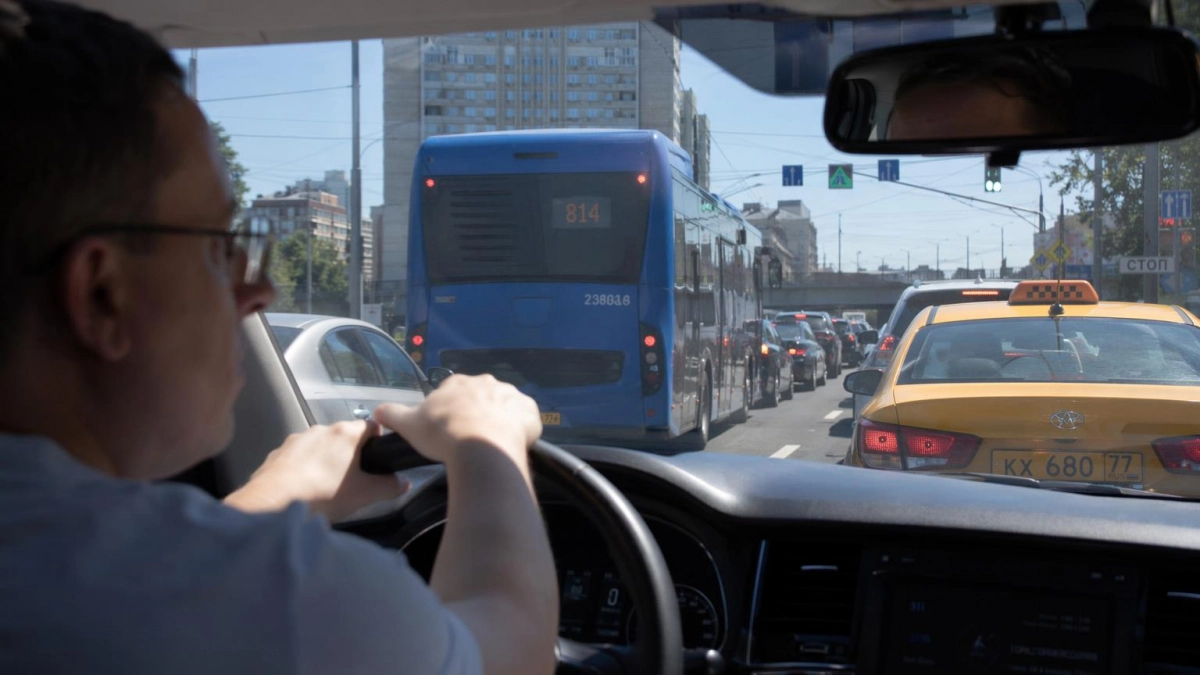 В Нижнем Новгороде вечером пятницы 9 баллов пробок сковали район Ярмарки