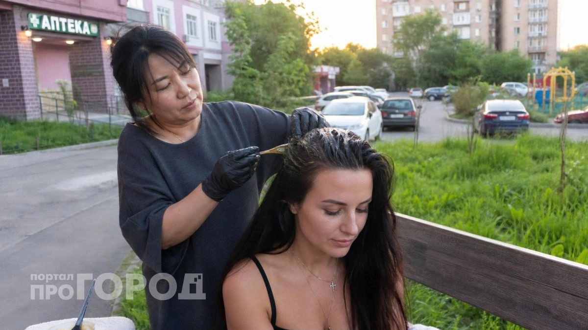 Забудьте о регулярном окрашивании: простая корейская хитрость для волос избавит от седины без лишних трат