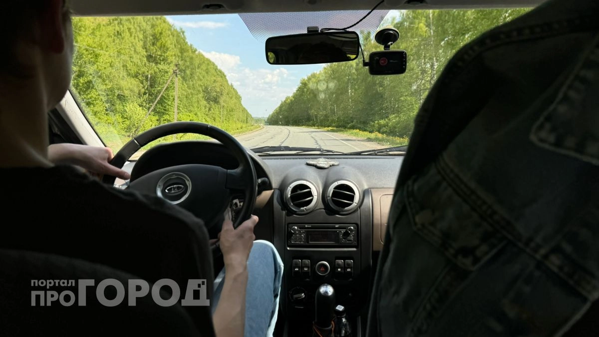 С 15 октября за эти предметы в бардачке начнут лишать прав: водителям приготовиться к масштабным облавам