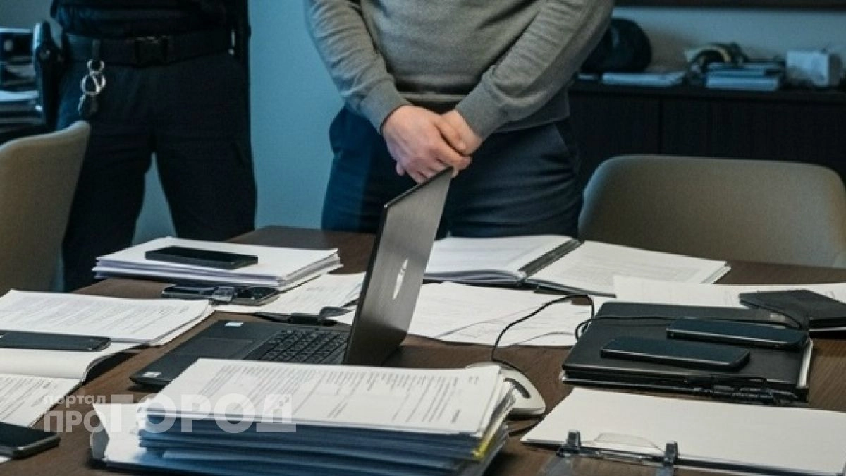 Обыски проходят в компании "Реал-Инвест" нижегородского бизнесмена Льва Тарабарина