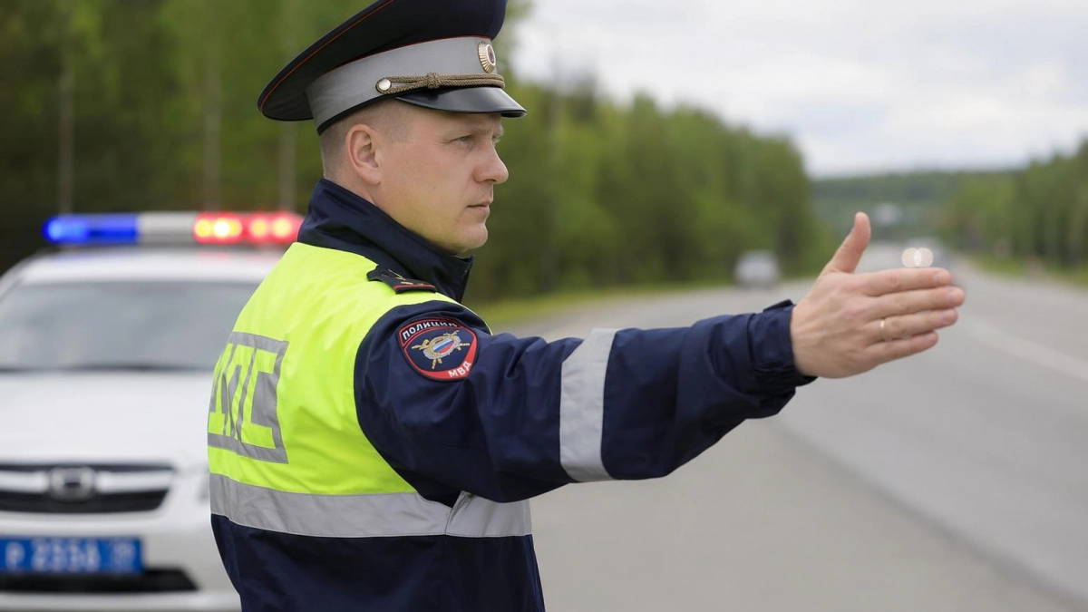 В Ольгино после столкновения двух легковушек в больницу доставили двух женщин