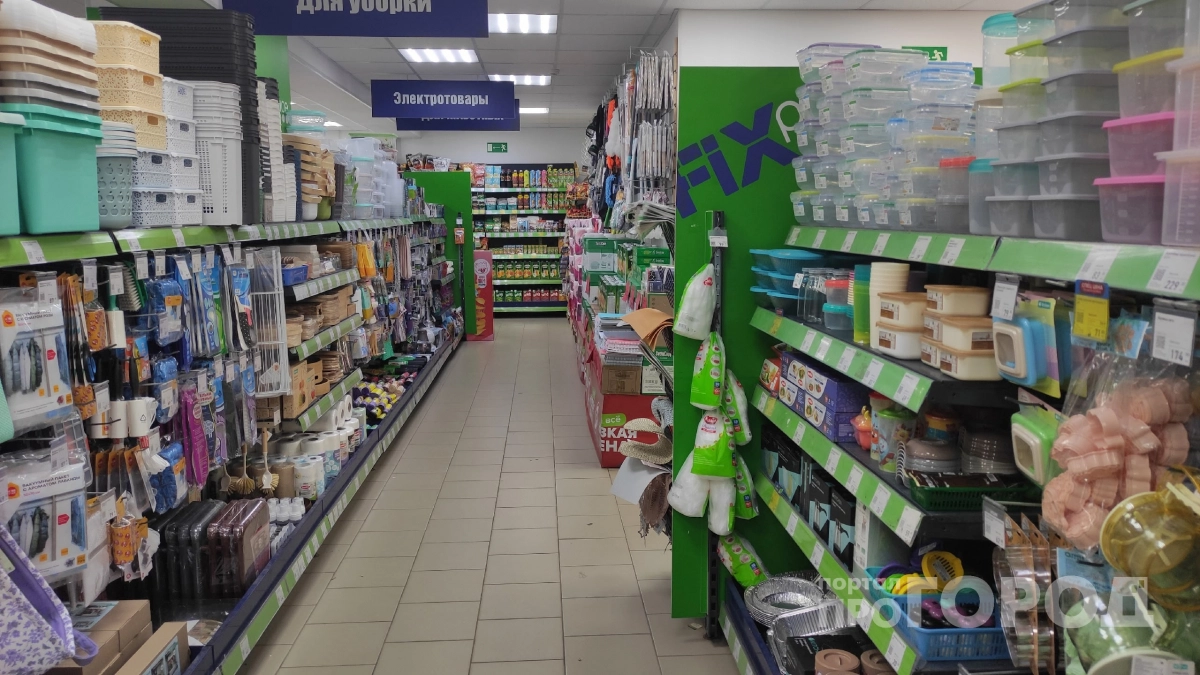 Нашла в Fix Price плюшевую пряжу с петельками: вот как превратила копеечный моток в дизайнерские сидушки и коврики