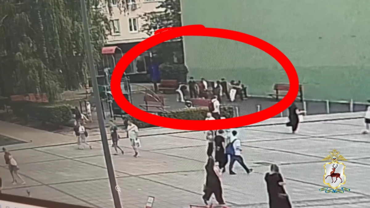 Пятерых подростков доставили в следственные органы после инцидента на Большой Покровской