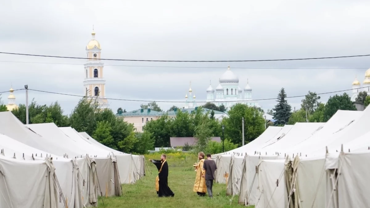 В Дивееве подготовили палаточный городок для четырех тысяч паломников