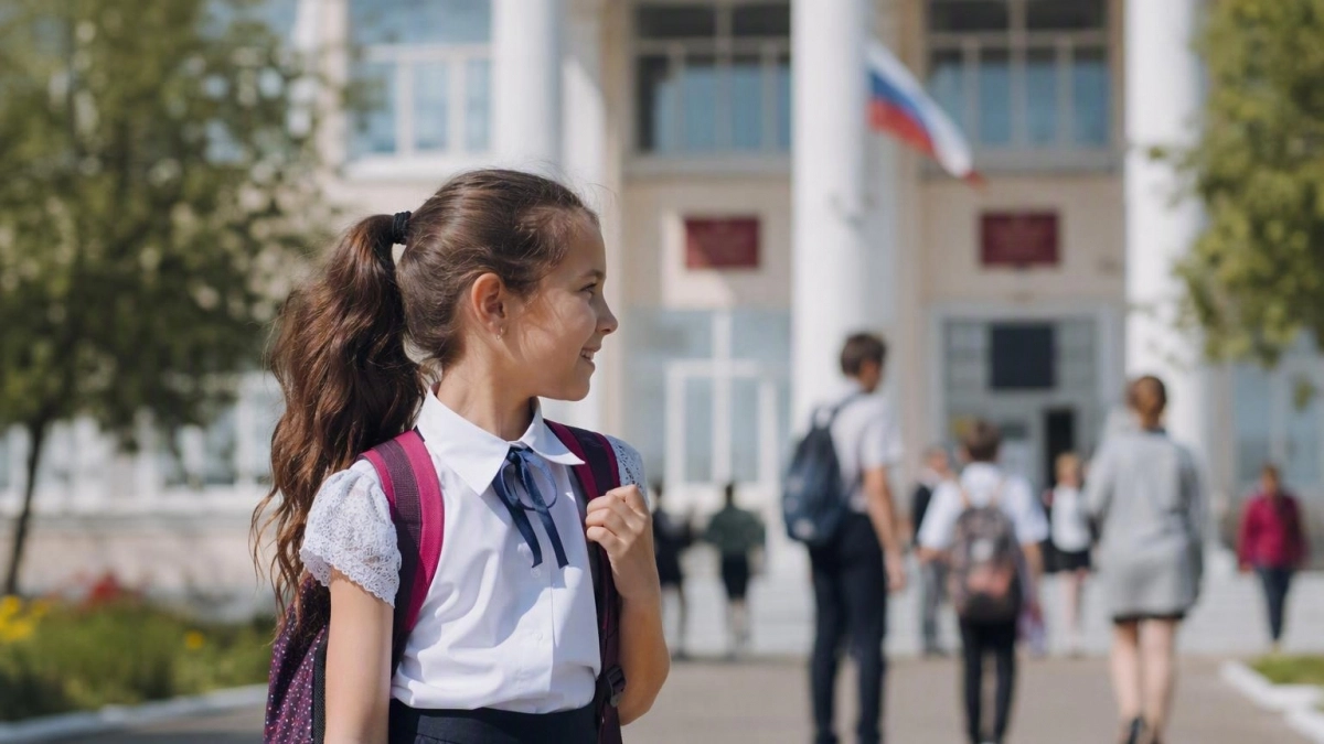 Как собрать ребенка в школу и не разориться: 5 хитростей, которые помогут сэкономить до 30 % бюджета на канцелярии