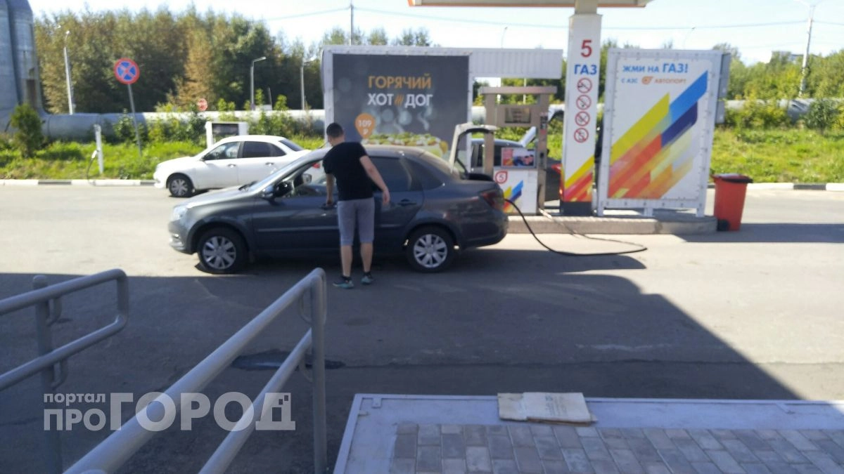 Бензин в Нижегородской области стал немного дешевле