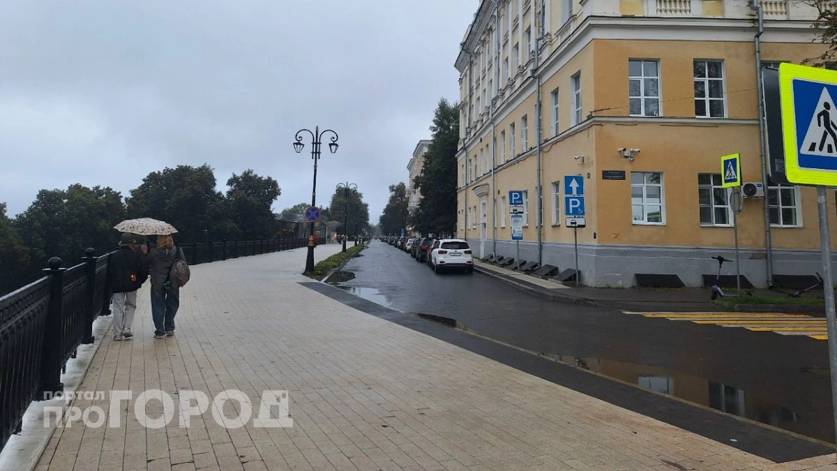 Три нежилых здания планируют снести на Верхневолжской набережной