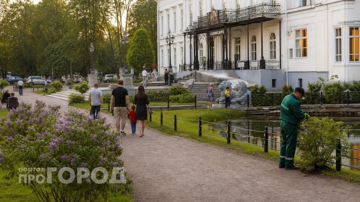 Купила разрушенный особняк за копейки: показываю как изменилась заброшенная усадьба спустя семнадцать лет труда