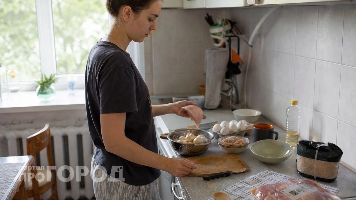 Вы делаете это зря: 5 популярных продуктов питания категорически нельзя мыть перед готовкой дома