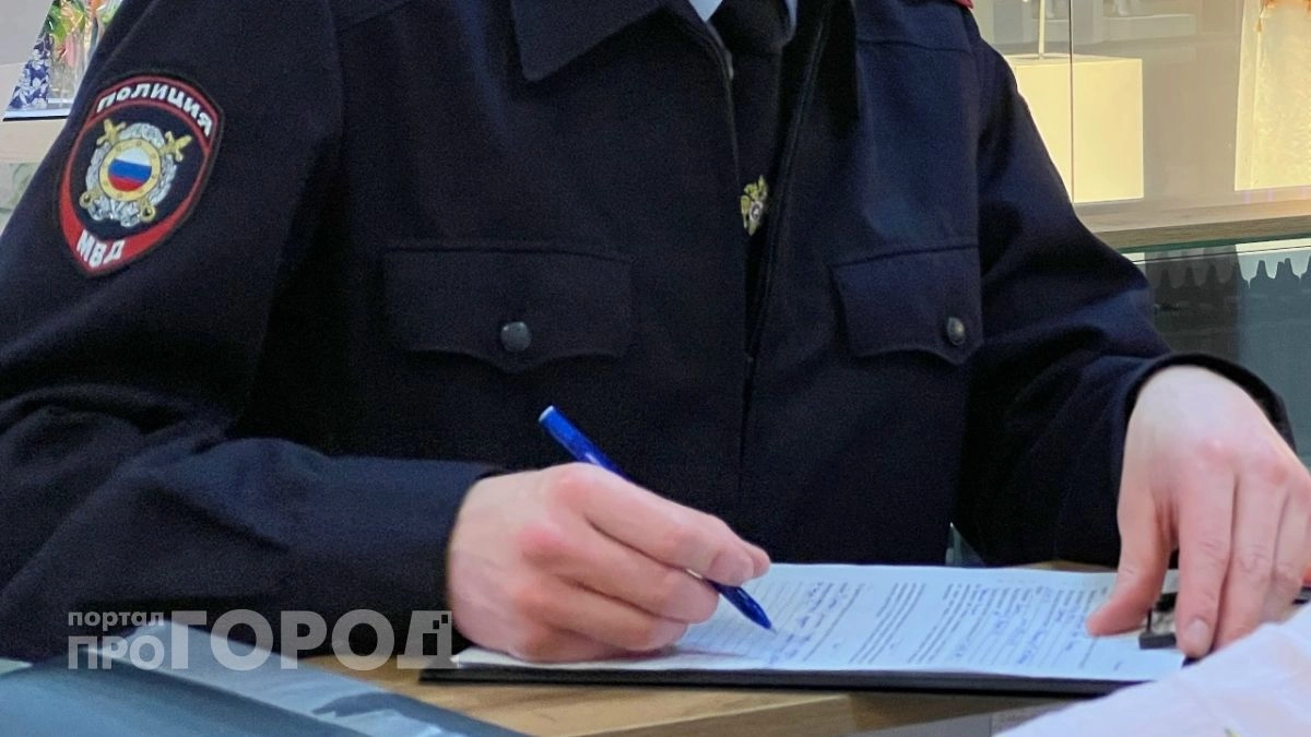Пожилой житель Дзержинска отдал курьерам 18 миллионов ради спасения от ложного дела 