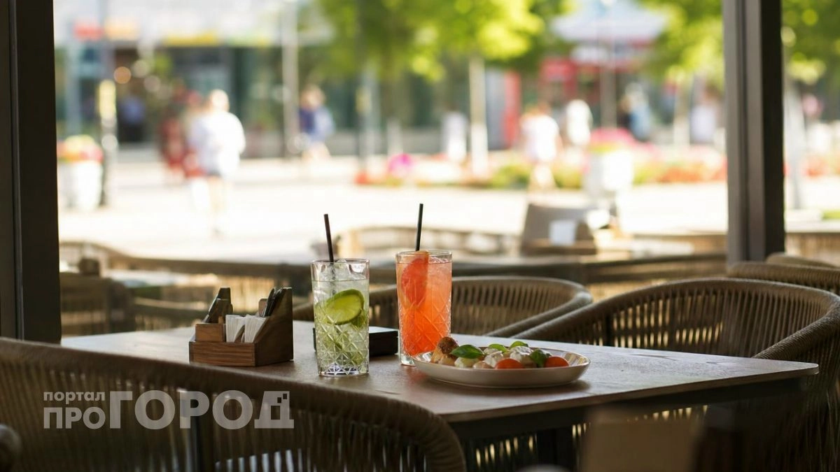В Автозаводском парке снесут кафе в форме летающей тарелки