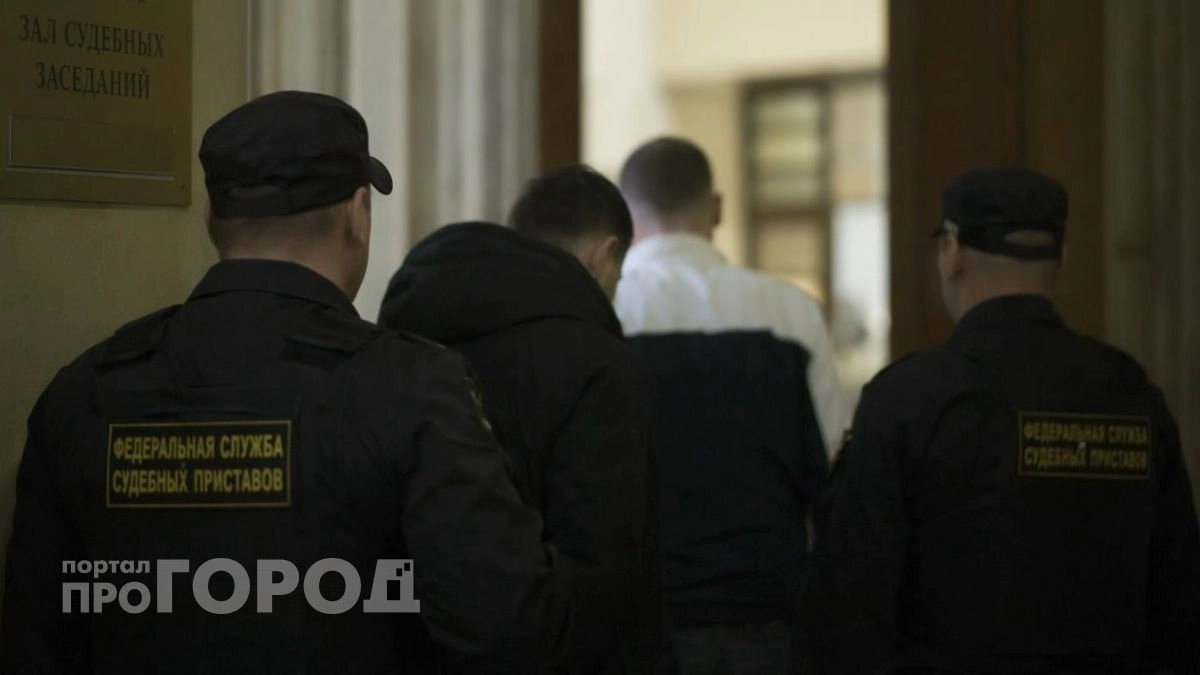 Гражданин Аргентины и шестеро уроженцев СНГ покинули Россию под конвоем нижегородских приставов 