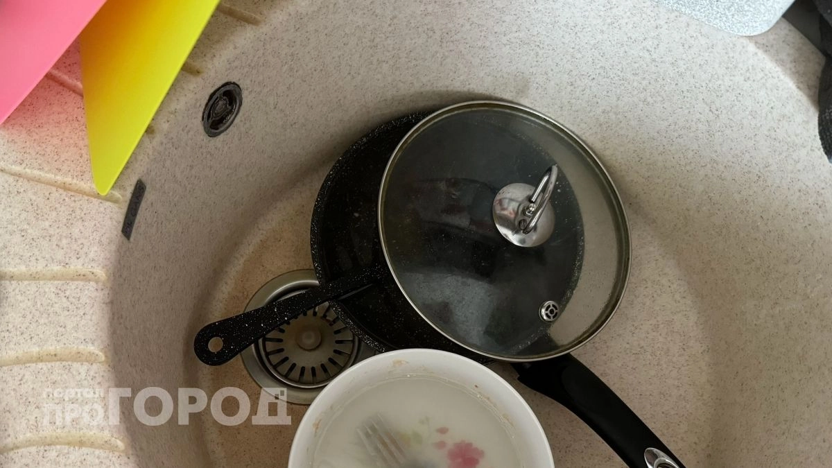 Для чего нужно второе отверстие в раковине: запомните раз и навсегда