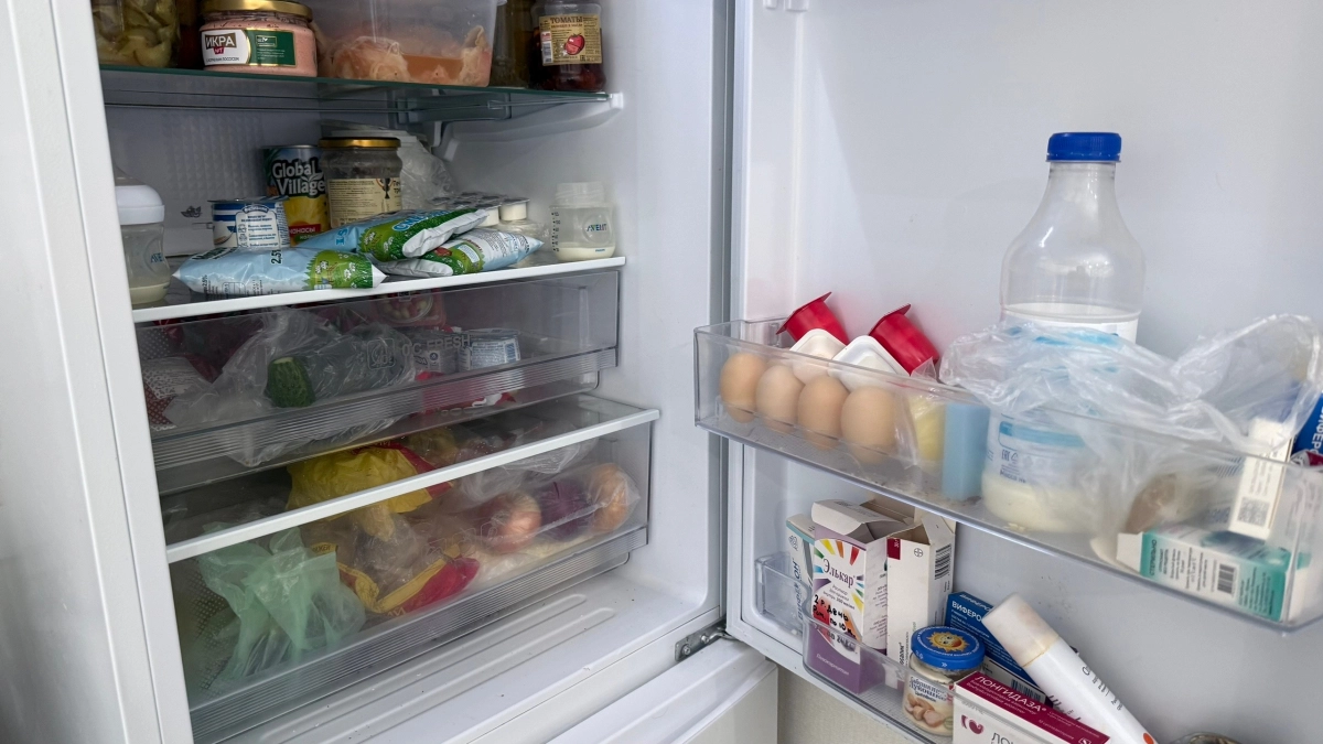 7 аптечных средств и косметических продуктов, которые «умрут», если вы не переложите их в холодильник прямо сейчас