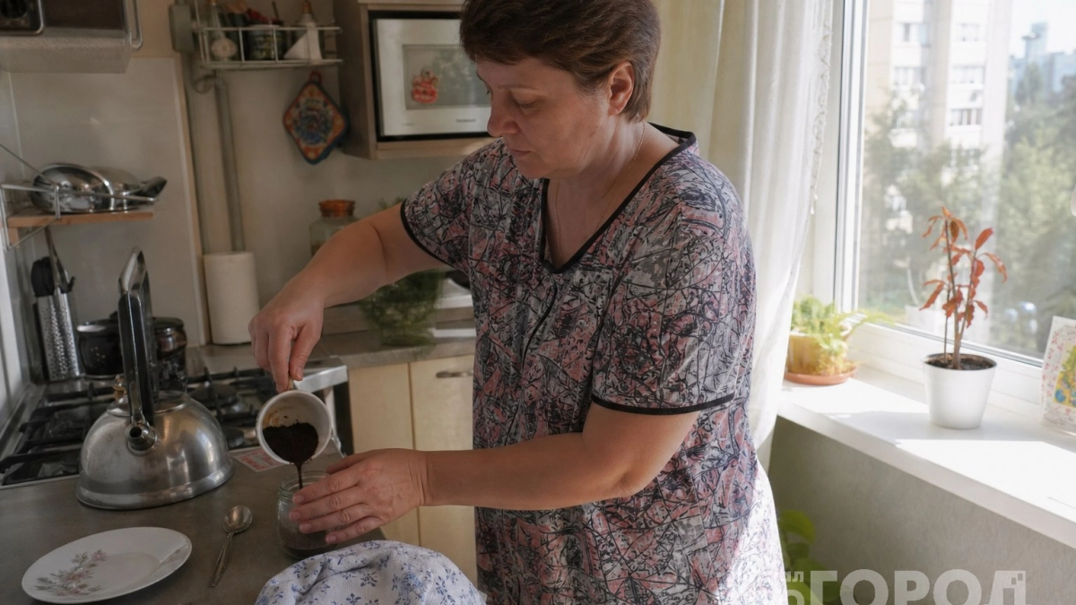 Хватит выбрасывать кофейную гущу: как с помощью одной горсти превратить комнатные цветы в «джунгли» за месяц