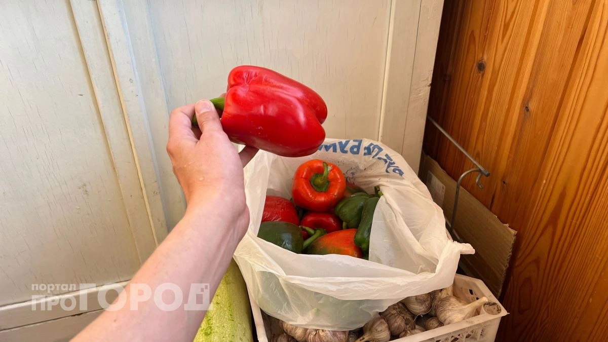 Перец получается хрустящим даже после зимовки: проверила рецепт на трех банках - теперь закрываю только так