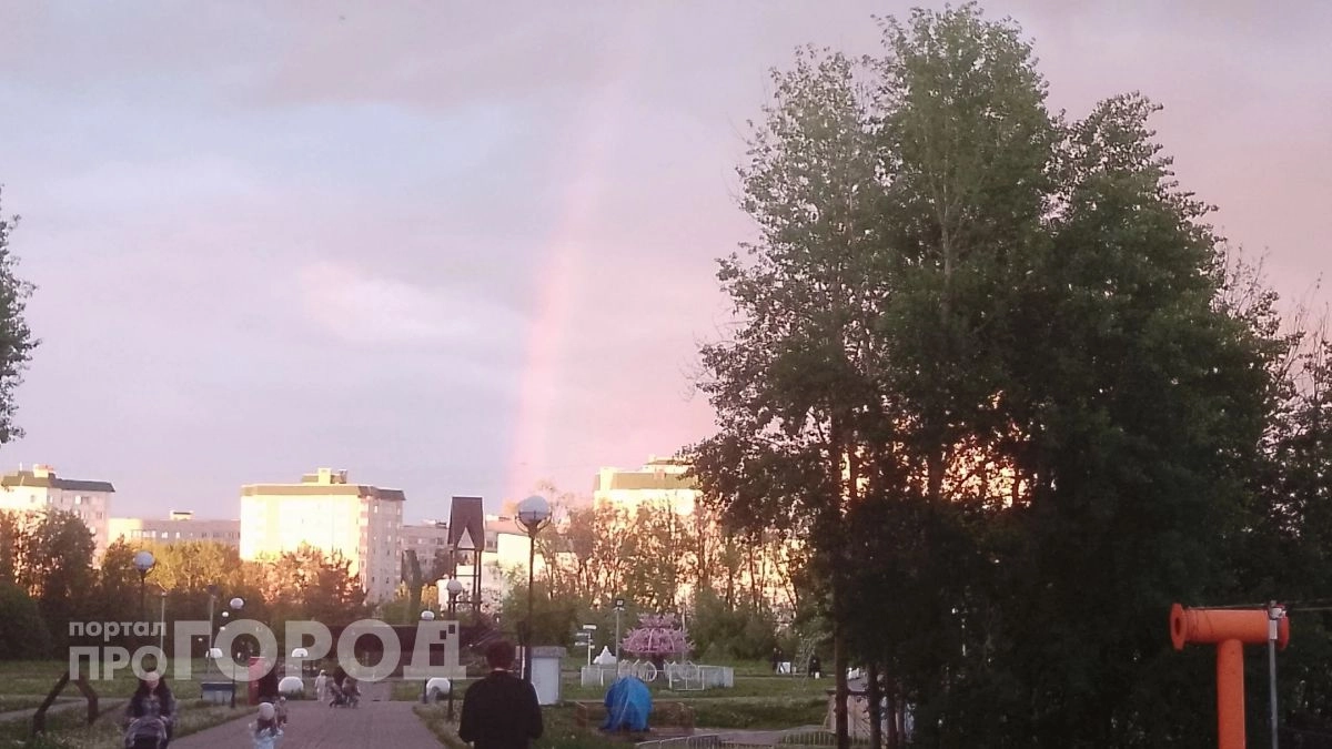 Майские праздники разделят на два периода: россиянам показали календарь выходных на 2027 год