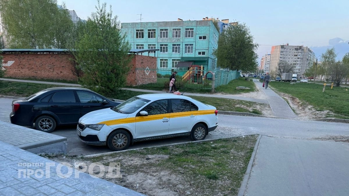 Мужчина из Самары обманул Жителей Дзержинска более чем на 150 тысяч рублей, попросив оплатить такси