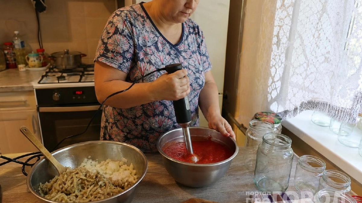 Помидоры по-итальянски: осенняя заготовка, которую гости будут просить добавку и записывать рецепт на салфетках