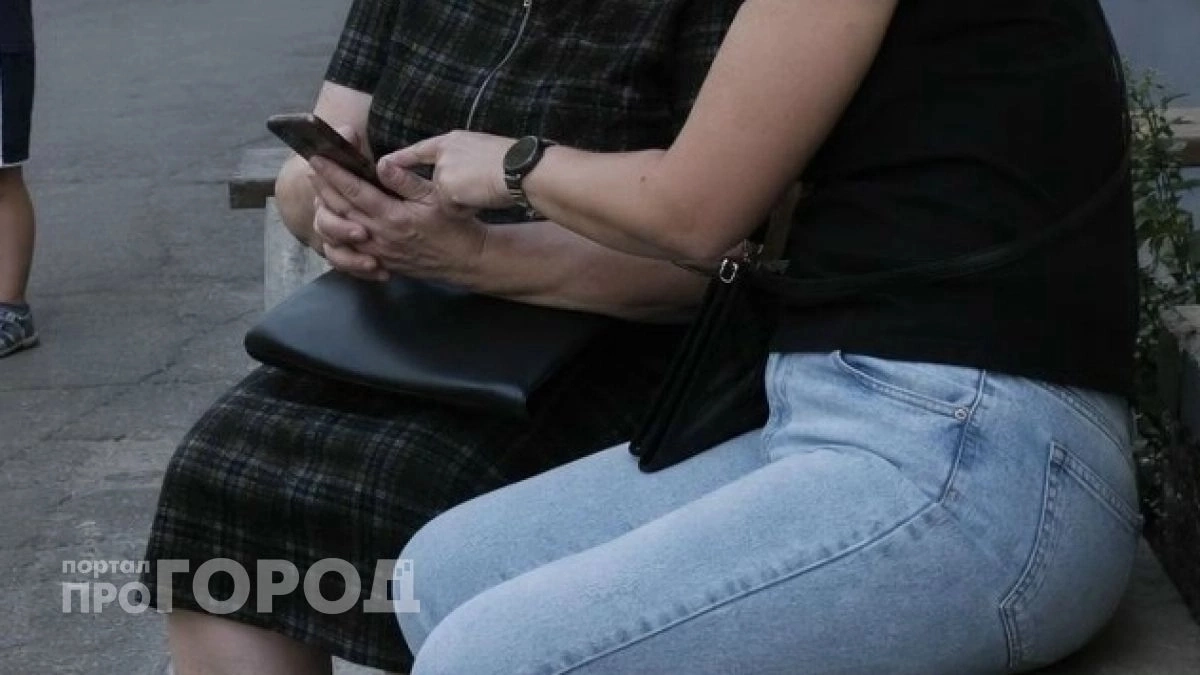 78-летняя нижегородка лишилась денег после покупки хозблока в интернете
