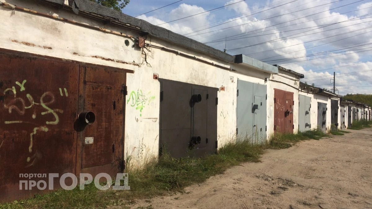 В Сормово начали сносить гаражи на месте будущей станции метро