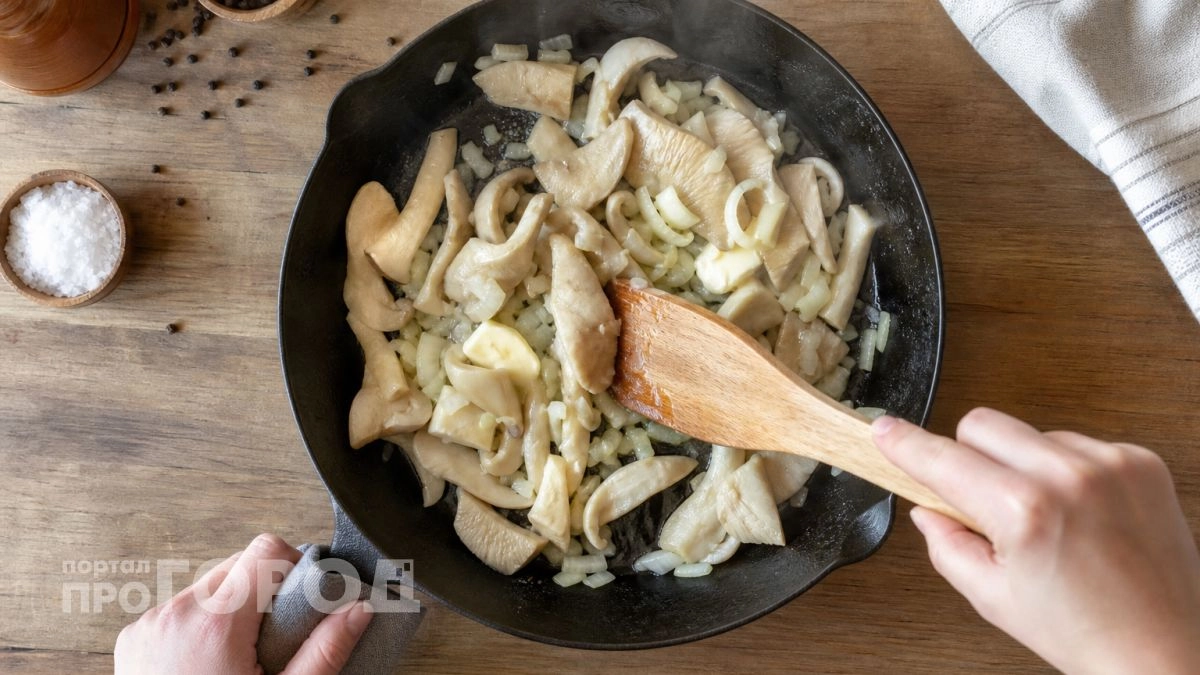 Об этом вкусном и ценном грибе мало кто знает: опытные грибники собирают целые ведра таких