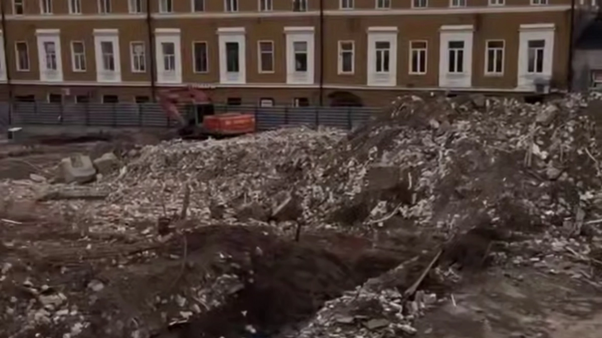 В центре Нижнего Новгорода начались археологические раскопки на месте Мытного рынка
