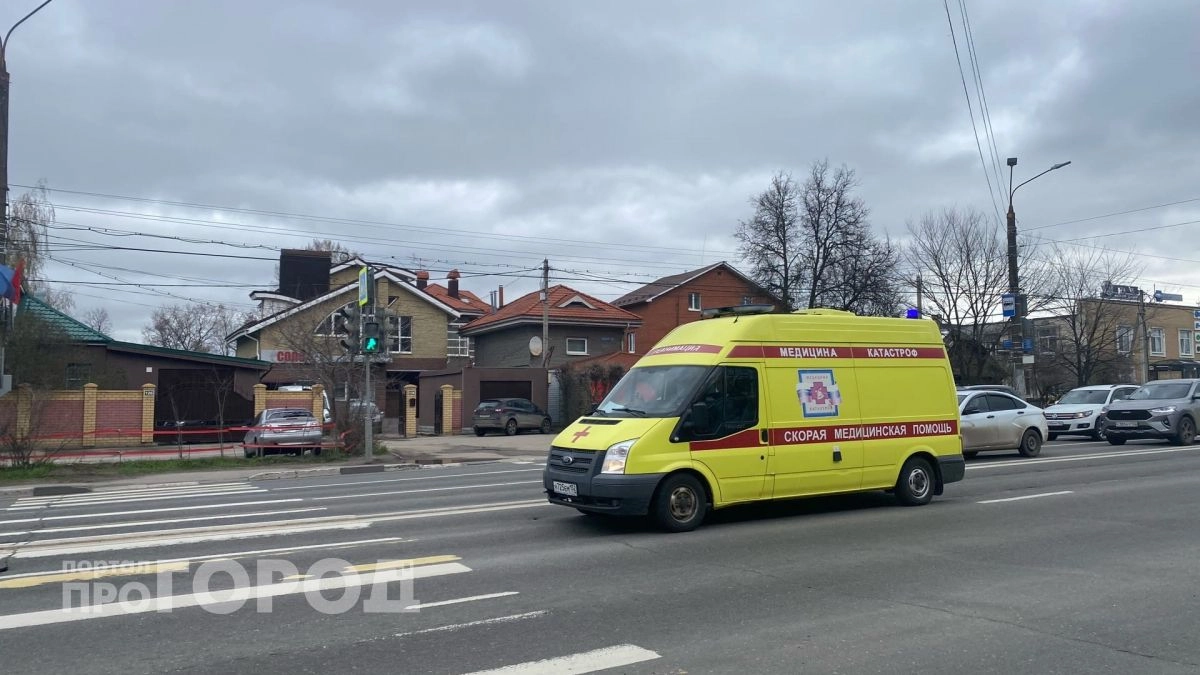 Двух пациентов экстренно увезли на скорой из нижегородской поликлиники