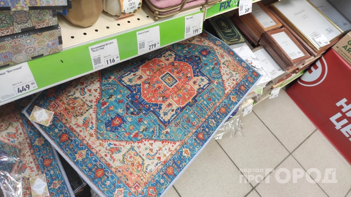 Нашла в Fix Price караванные коврики, но на пол не стелю: вот как превратила их в роскошный декор