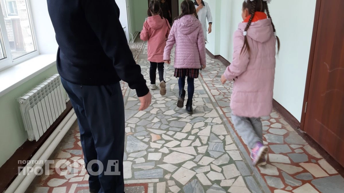 В Нижегородской области из-за вспышки ОРВИ закрыли школу и 3 детсада