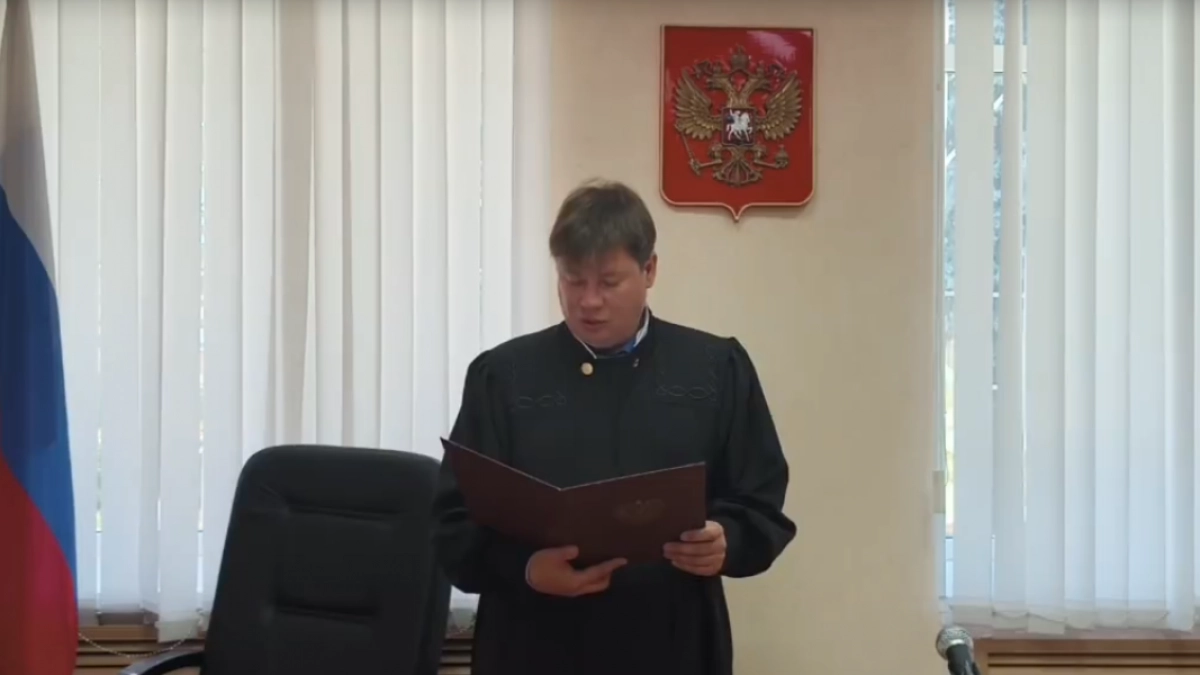 Водитель из Лыскова годами работал без отдыха и отсудил у фирмы более полмиллиона рублей