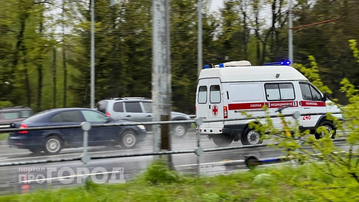 Три человека пострадали при столкновении машин на Московском шоссе в Нижнем Новгороде