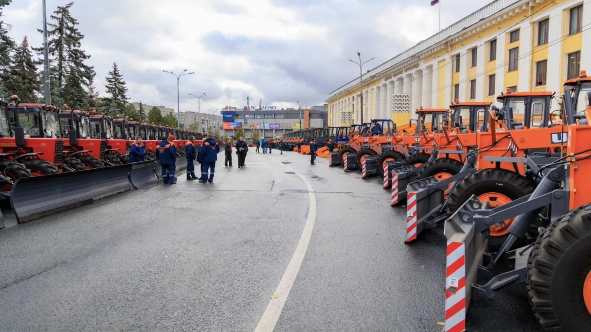 Нижний Новгород выставит против зимних снегопадов более 150 новых машин и столичную технику