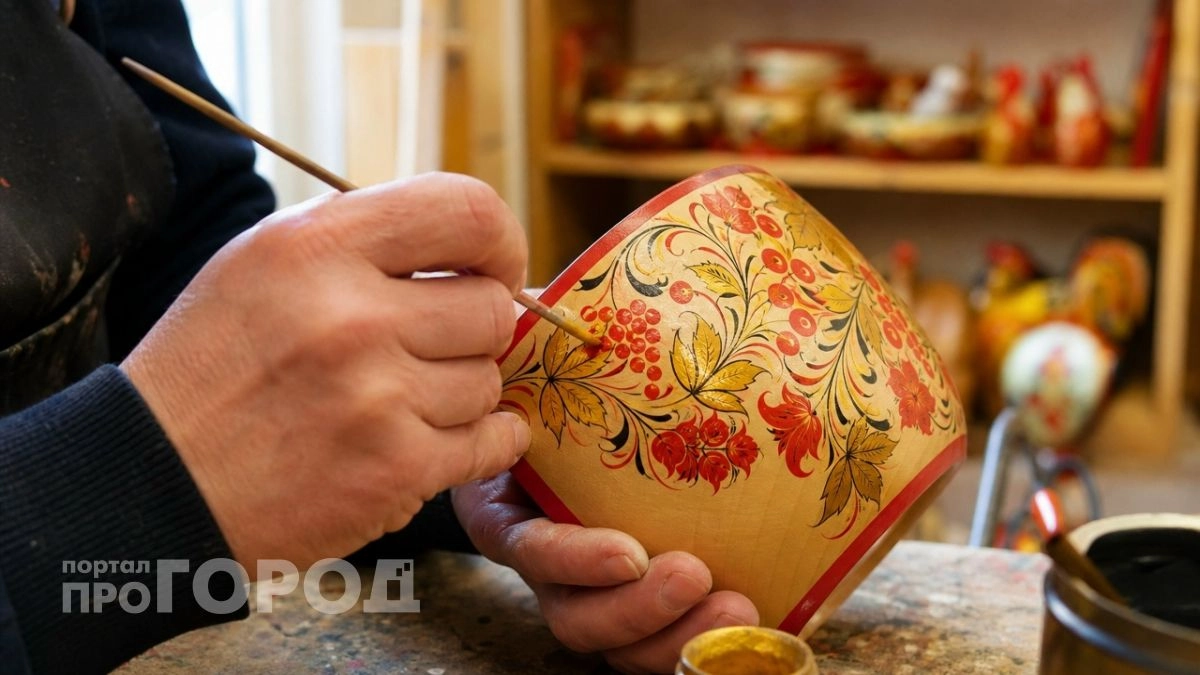 Семеновская "Хохлома" утонула в долгах за коммуналку