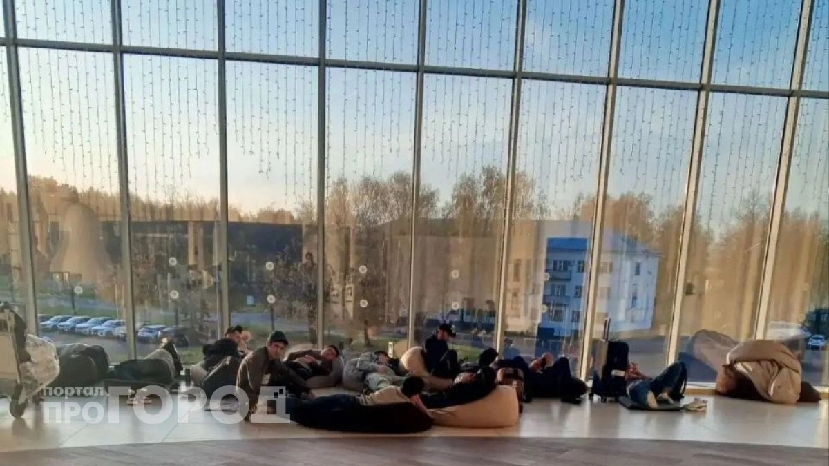 В Нижнем Новгороде приземлились 15 летевших в Москву самолетов после атаки дронов