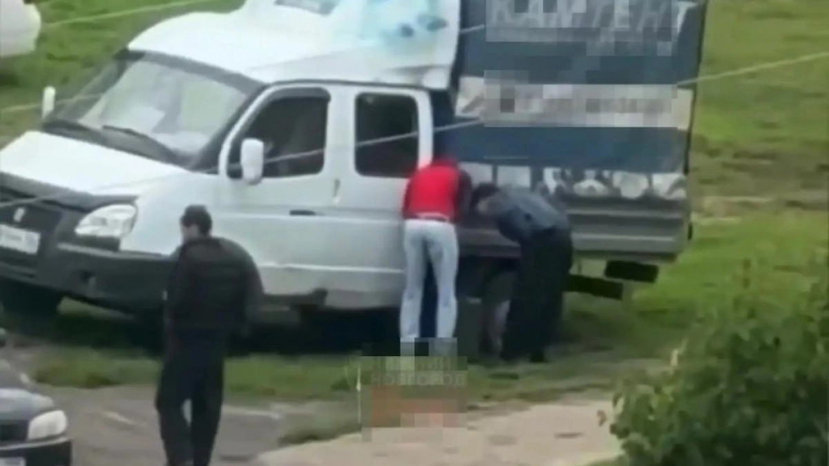 В Сормовском районе Нижнего Новгорода полиция ищет банду похитителей бензина
