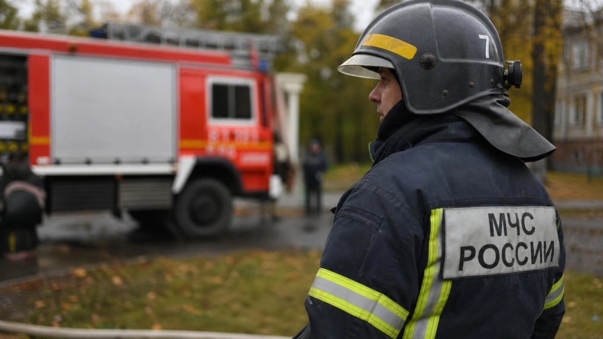 На улице Ивлиева в Нижнем Новгороде второй за неделю пожар вспыхнул на свалке