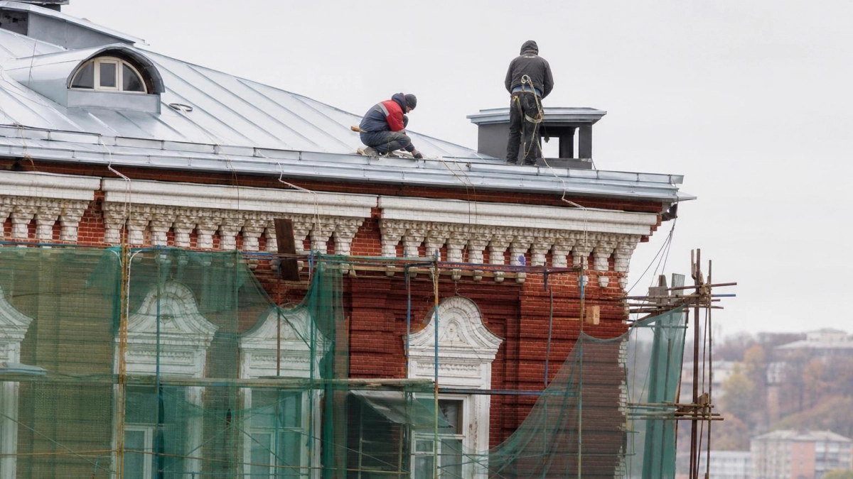 В Нижнем Новгороде начали капремонт старинного дома служащих льнопрядильной мануфактуры