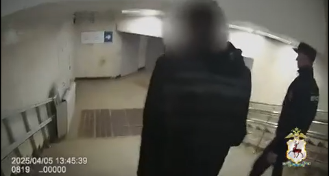 В Нижнем Новгороде мужчина украл вещи с дачи соседки через дыру в заборе