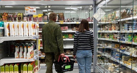 Труха в красивой банке: эксперты Росконтроля призывают — не берите этот кофе даже даром