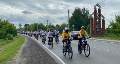 Более 400 велосипедистов проехали 70 километров по "Дороге Минина" в Нижегородской области