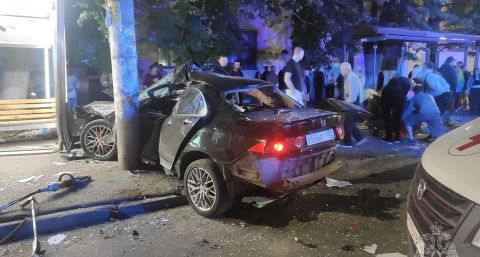 Девочка скончалась после ДТП у остановки на Бекетова в Нижнем Новгороде